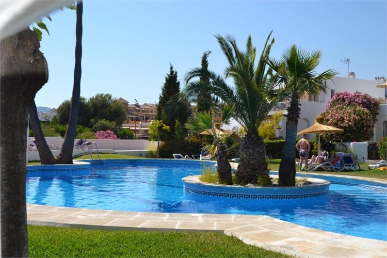 Amazing 3 Bedroom Townhouse In Nerja Bagian luar foto