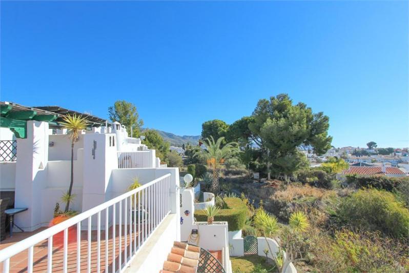 Amazing 3 Bedroom Townhouse In Nerja Bagian luar foto